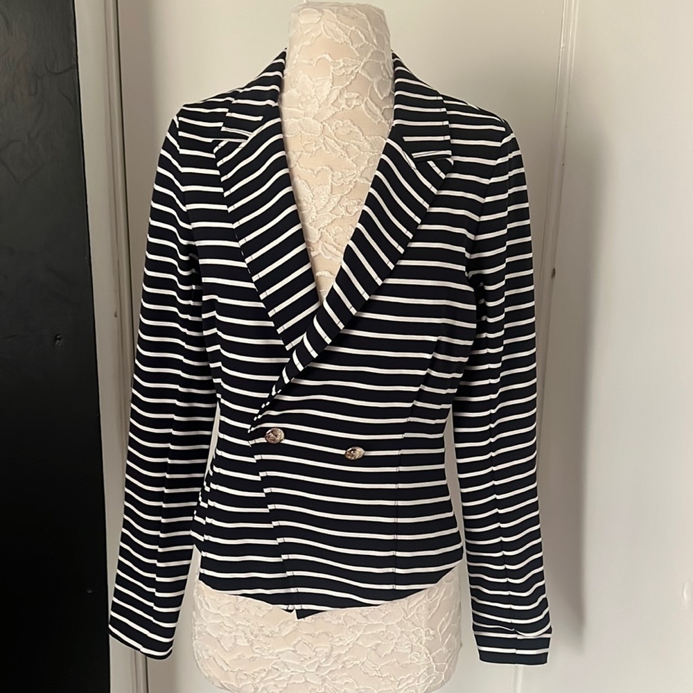 3 Dot Blazer